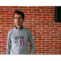 Men's Long-Sleeved Medium